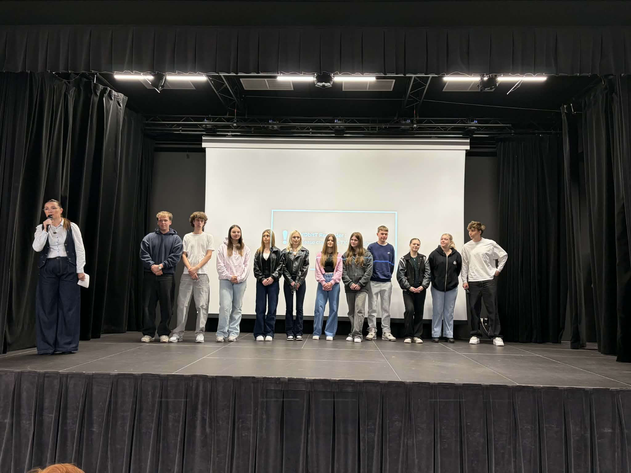 Międzypokoleniowe spotkanie z technologią w Pniewach